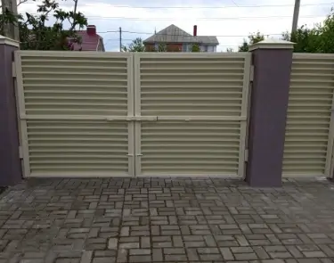Распашные ворота с автоматикой в Тосно под ключ