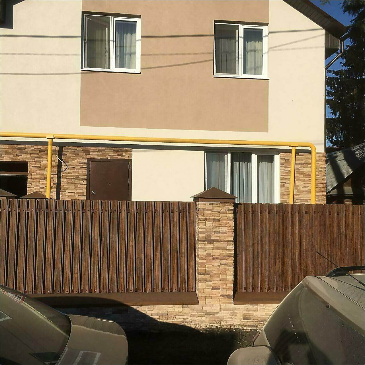 забор из штакетника 70м каштан фото1 в Тосно