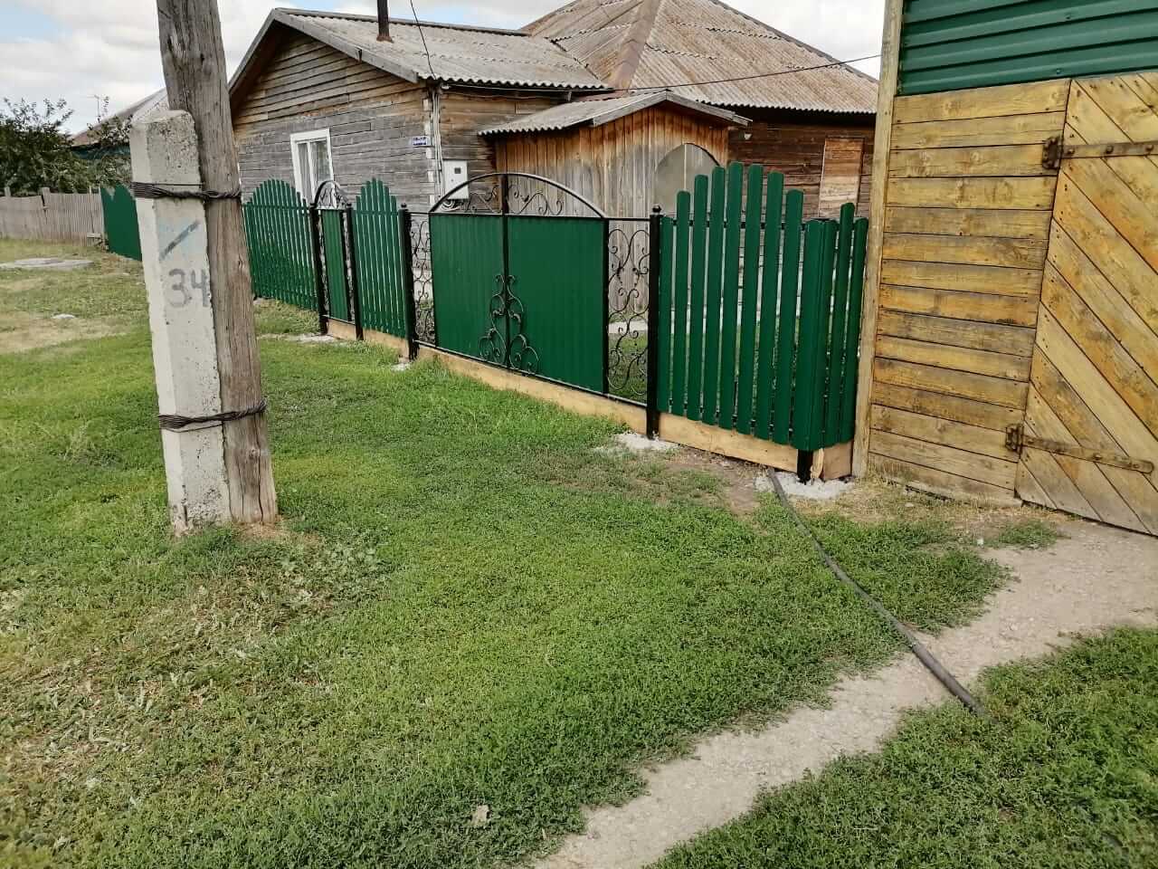 забор из штакетника Зеленый Мох фото2 в Тосно