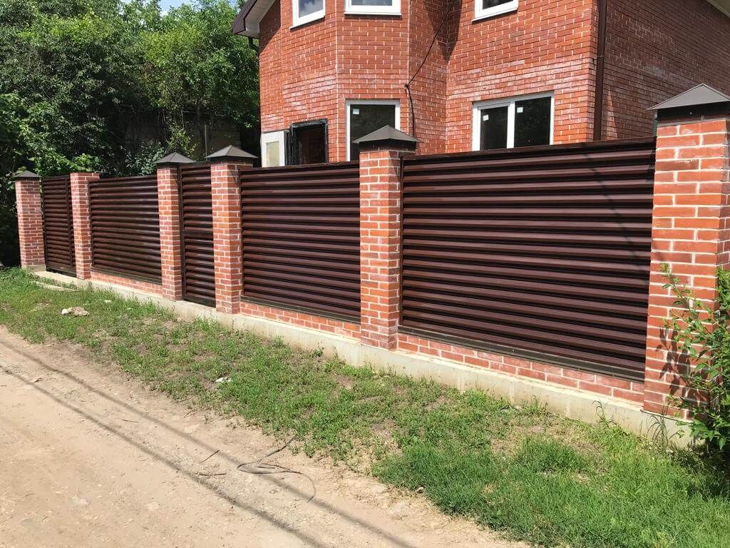 Забор из ламелей ЭКО-Z усиленных 25м RAL8017/8017 Шоколад двусторонний в Тосно