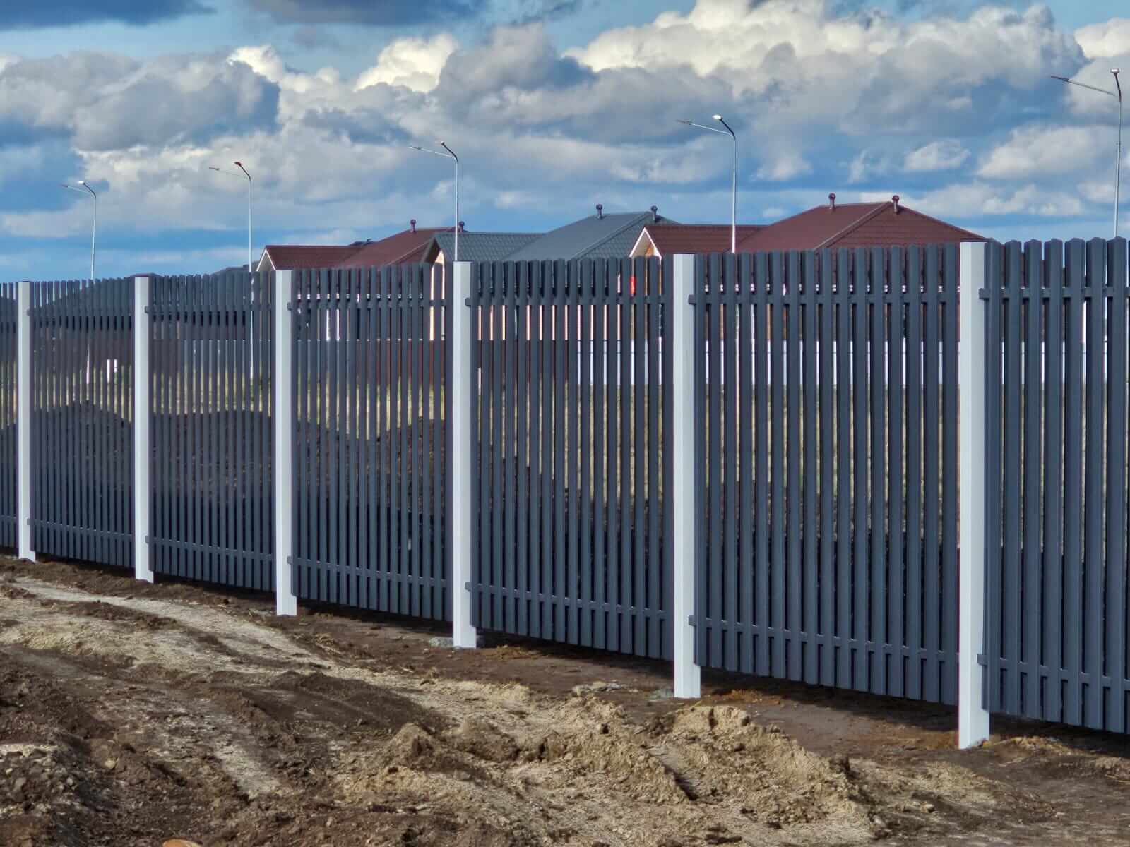 Забор из евроштакетника 234м RAL7024/7024 Серый Графит двусторонний в Тосно