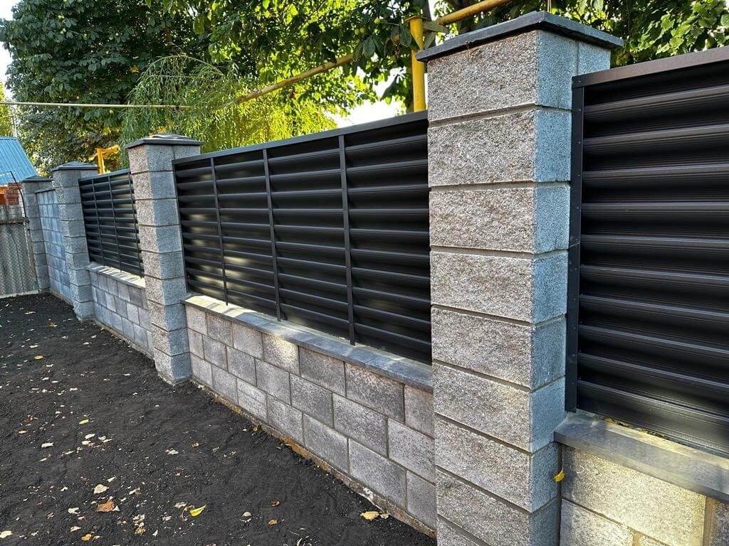 Забор-жалюзи 19м RAL7024/7024 Серый Графит двусторонний MATTE фото 6 в Тосно