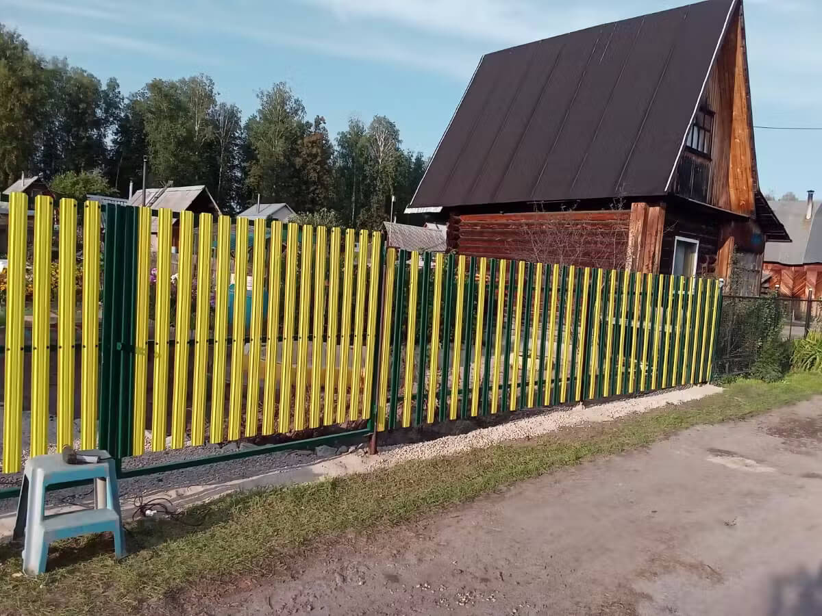 Забор из евроштакетника 13м RAL1018 Желтый фото 3 в Тосно