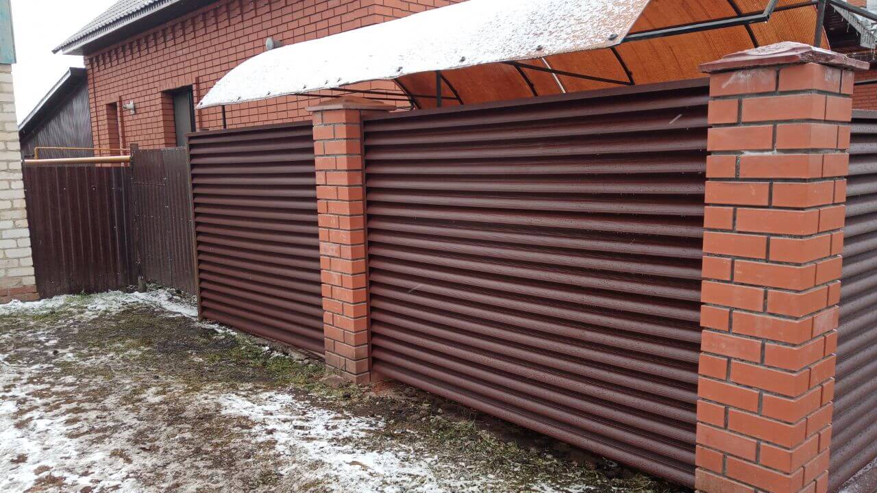 Забор из ламелей еврожалюзи 12м RAL8017/8017 Шоколад двусторонний МАТТЕ фото 4 в Тосно