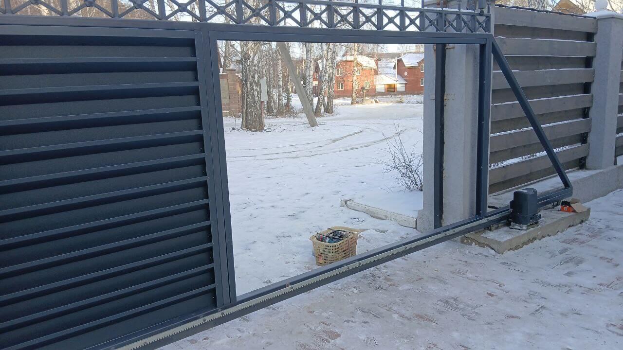 Входная группа из ламелей Хай-Тек RAL7024/7024 Серый Графит двусторонний МАТТЕ фото 10 в Тосно