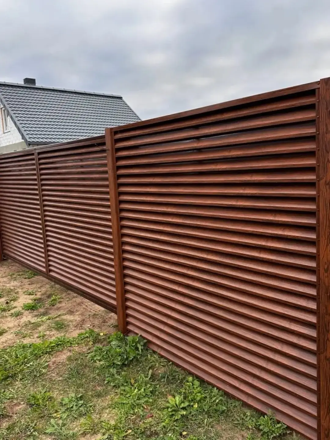 Забор-жалюзи из ламелей ЭКО-Z 58м Темный Дуб 3D Принтек фото 1 в Тосно