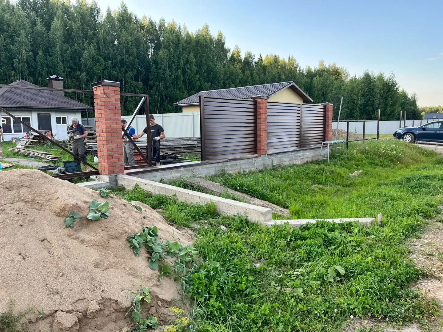 Забор-жалюзи из ламелей Хай-Тек 26м RAL8017/8017 Шоколад двусторонний фото 3 в Тосно