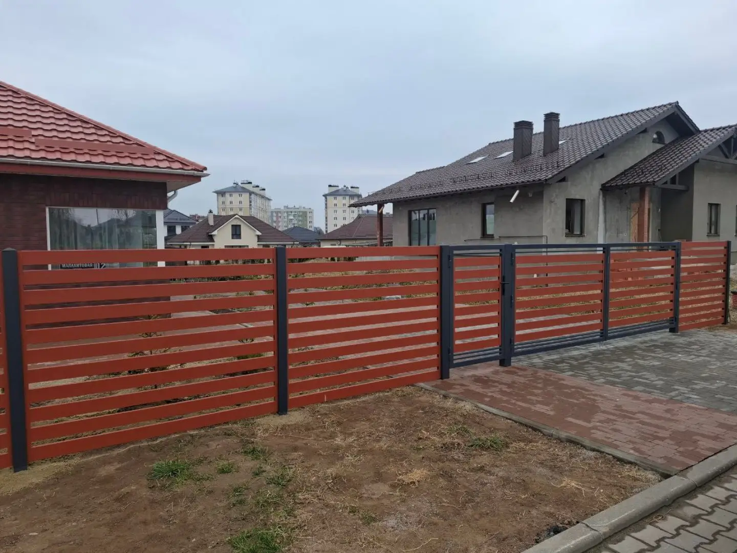Забор-ранчо из металлопланкена 18м RAL8004 Терракотовый в Тосно
